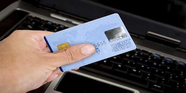 信用卡销户可以打电话办理吗？信用卡销户会影响征信吗？